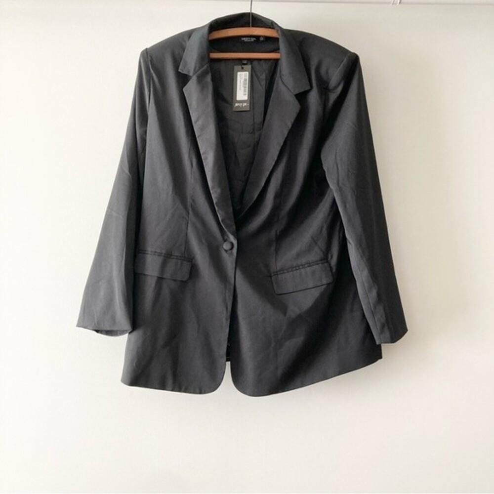 NWT Nasty Gal Love Suits You Oversized Tailored Blazer‎ in Black Size 10